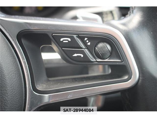 Porsche MACAN 2020-03 7809526-4