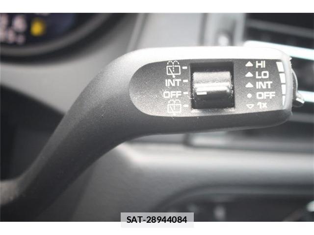 Porsche MACAN 2020-03 7809526-6