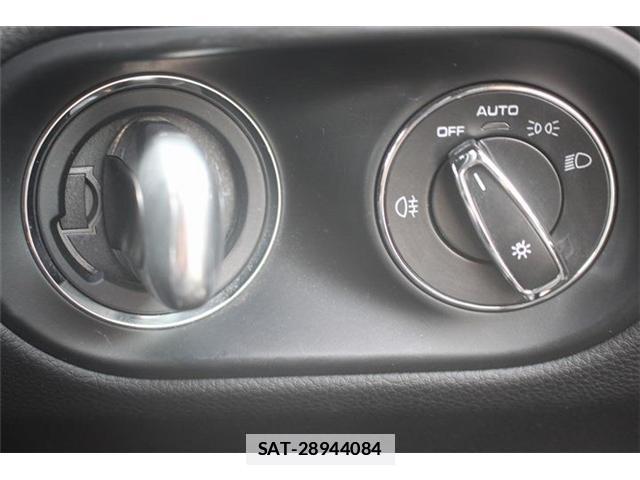 Porsche MACAN 2020-03 7809526-7