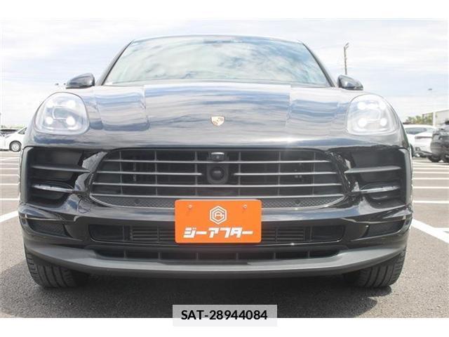 Porsche MACAN 2020-03 7809526-8