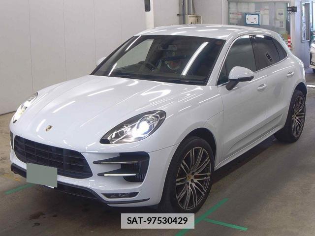 Porsche MACAN 2015-10 7810965-4
