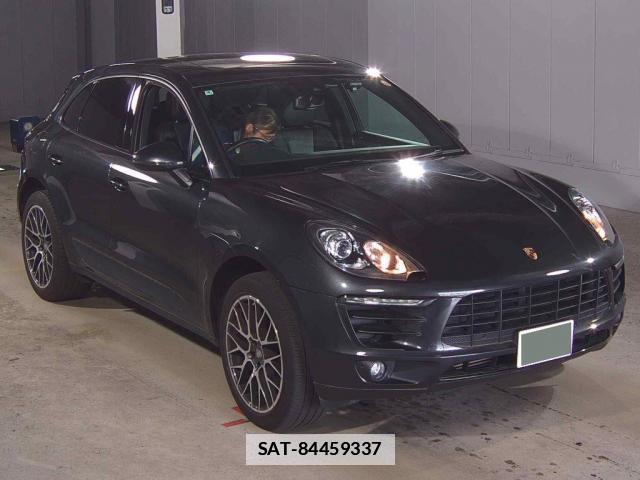 Porsche MACAN 2018-05 7811165-0