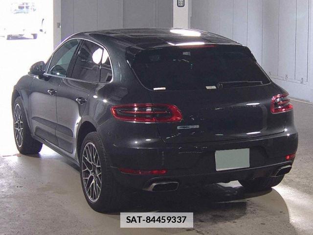 Porsche MACAN 2018-05 7811165-1
