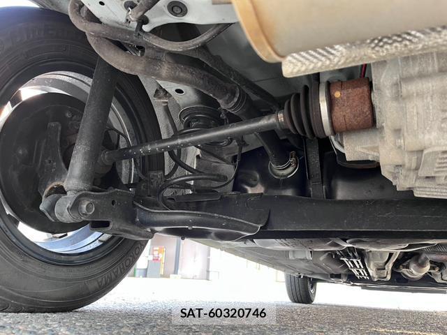Nissan MARCH 2016-11 7796727-13