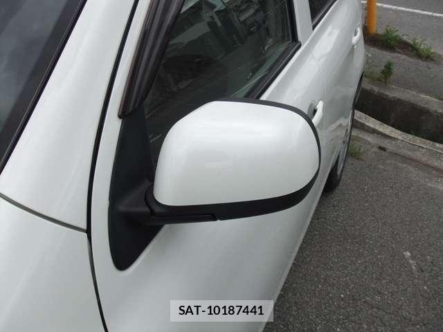 Nissan MARCH 2012-06 7796770-6