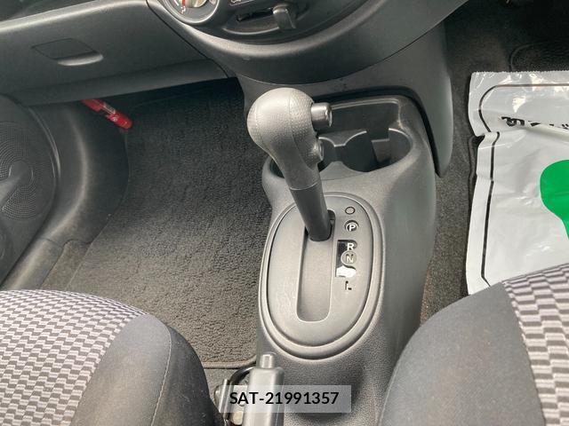 Nissan MARCH 2013-10 7797421-15