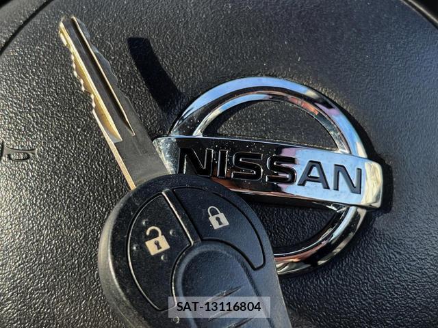 Nissan MARCH 2014-10 7799215-3