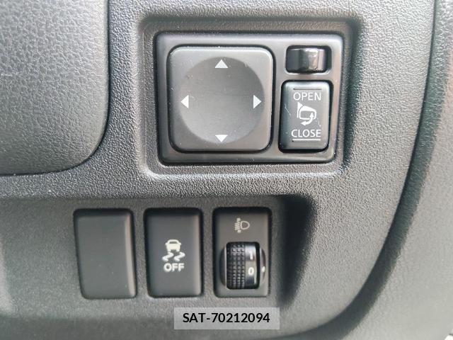 Nissan MARCH 2015-03 7801614-12