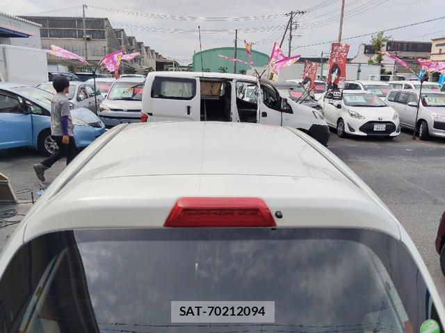 Nissan MARCH 2015-03 7801614-16