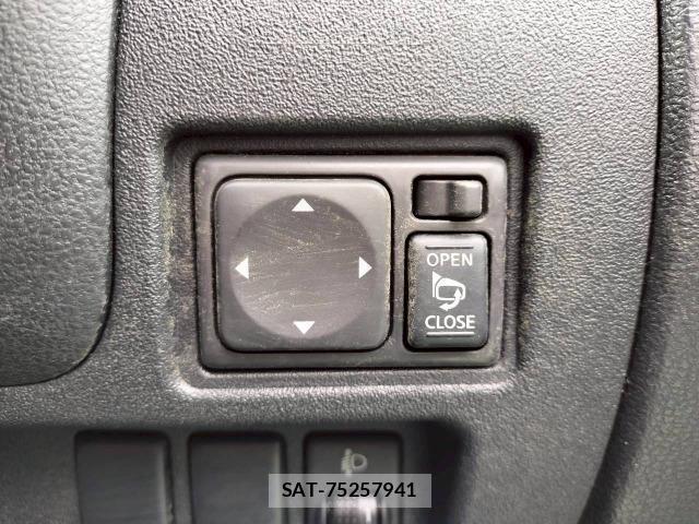 Nissan MARCH 2011-09 7809869-7