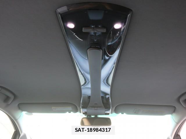 Toyota MARK X ZIO 2011-11 7796310-16