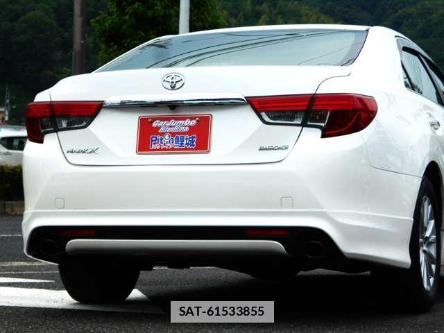 Toyota MARK X 2015-09 7795718-10