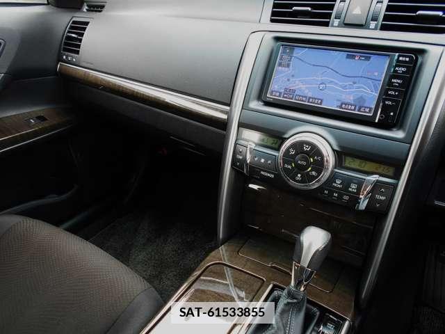 Toyota MARK X 2015-09 7795718-15
