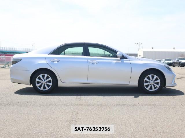 Toyota MARK X 2017-03 7796269-3
