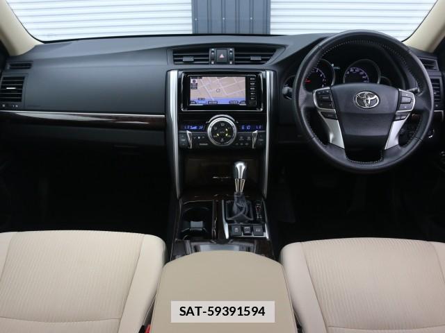 Toyota MARK X 2017-09 7796352-2