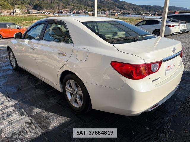 Toyota MARK X 2010-03 7796808-1