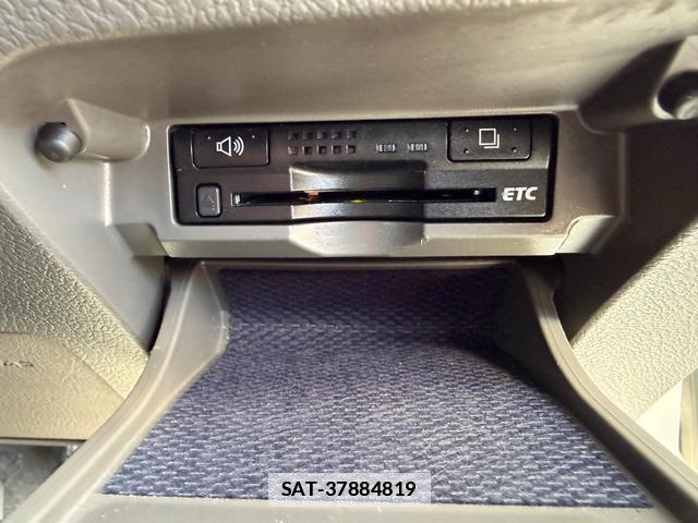 Toyota MARK X 2010-03 7796808-5
