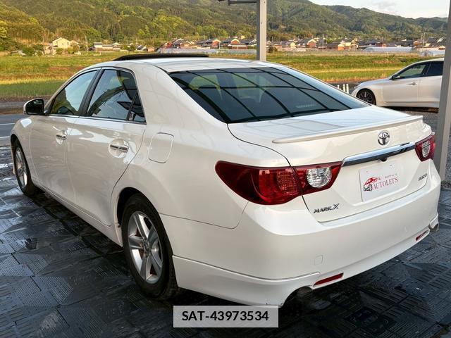 Toyota MARK X 2010-03 7796819-1