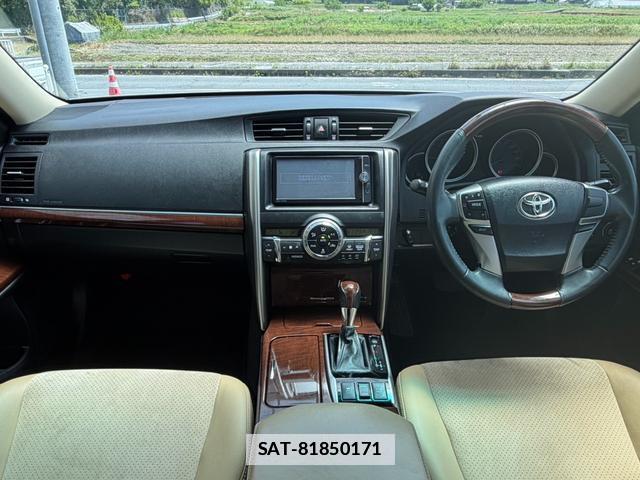 Toyota MARK X 2013-09 7796829-2