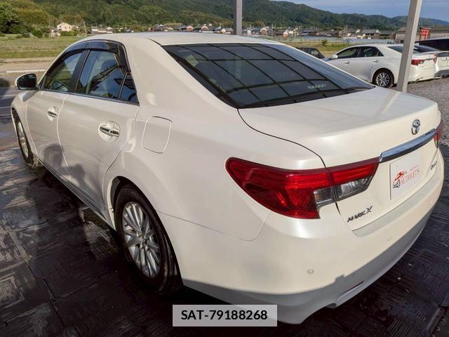 Toyota MARK X 2015-05 7796841-1