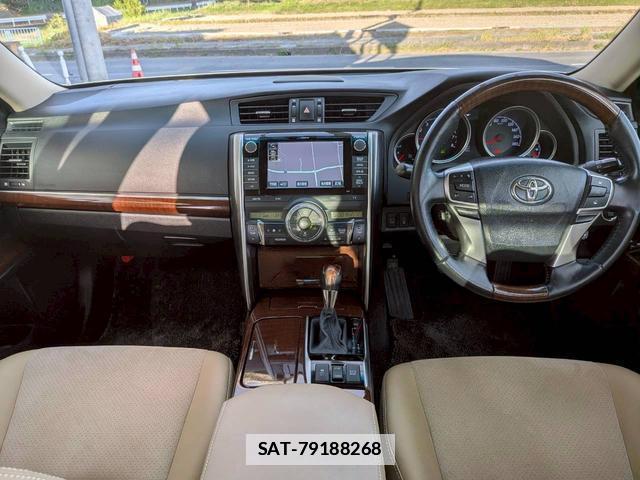 Toyota MARK X 2015-05 7796841-2