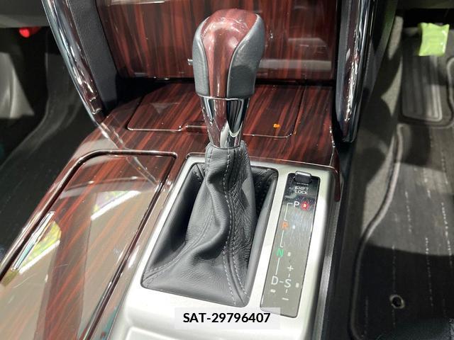 Toyota MARK X 2011-07 7804527-2