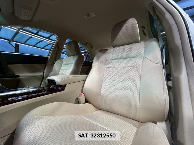 Toyota MARK X 2011-06 7805698-15