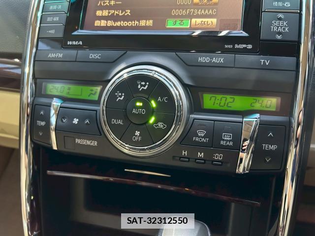 Toyota MARK X 2011-06 7805698-19
