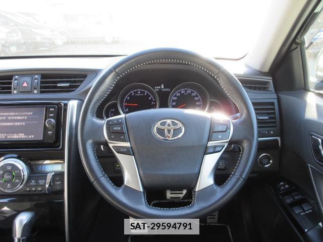 Toyota MARK X 2018-02 7806971-15