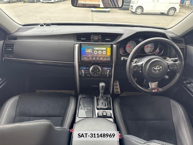 Toyota MARK X 2017-10 7808961-1
