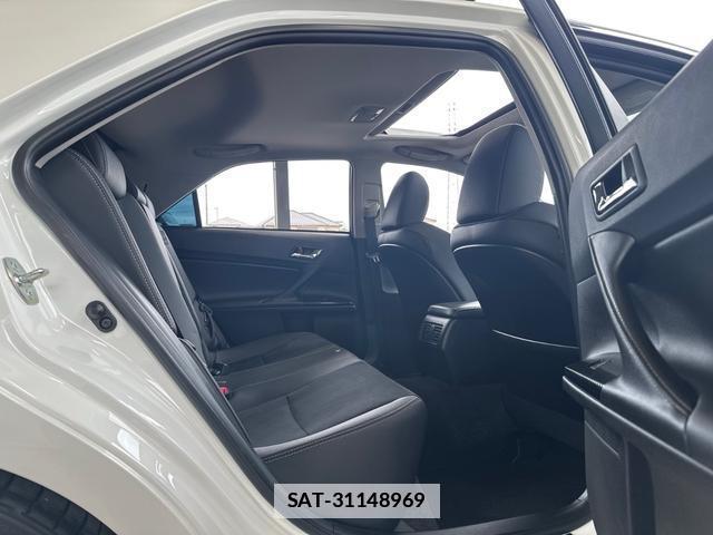 Toyota MARK X 2017-10 7808961-11