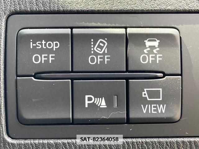 Mazda MAZDA2 2022-08 7794811-4
