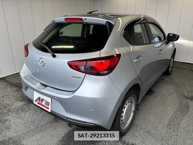 Mazda MAZDA2 2020-11 7801925-2