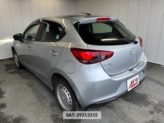 Mazda MAZDA2 2020-11 7801925-3