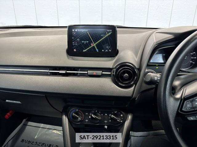 Mazda MAZDA2 2020-11 7801925-9