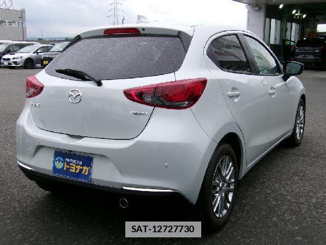Mazda MAZDA2 2019-11 7803810-5