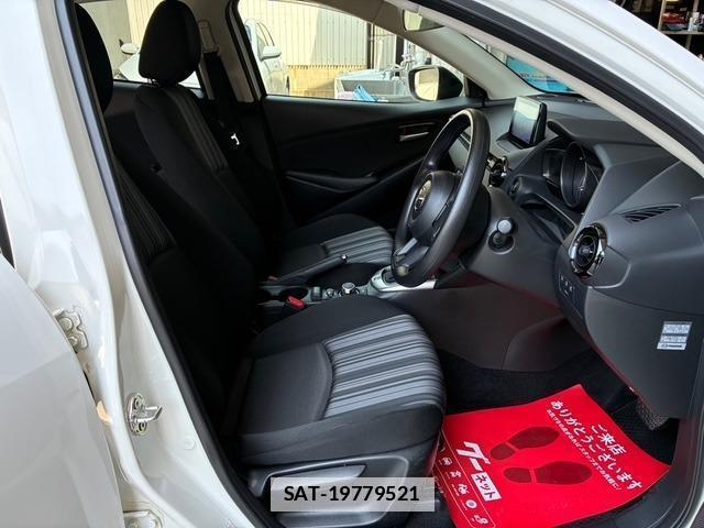 Mazda MAZDA2 2021-04 7804638-9
