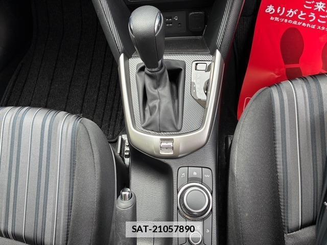 Mazda MAZDA2 2021-04 7804641-15