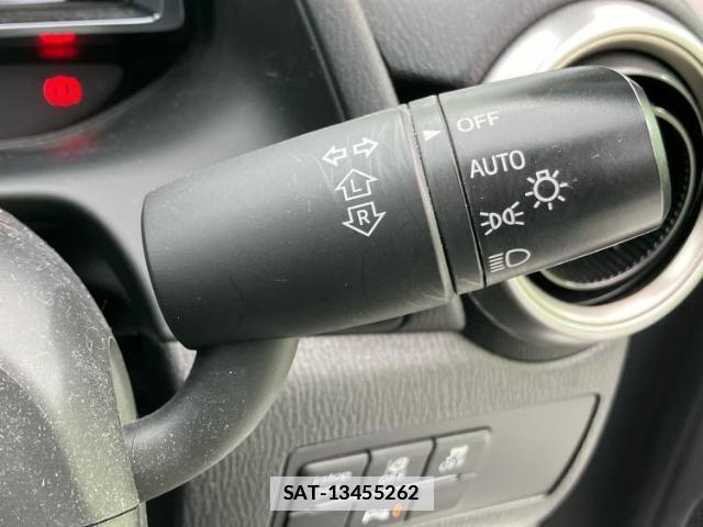 Mazda MAZDA2 2020-10 7806666-12