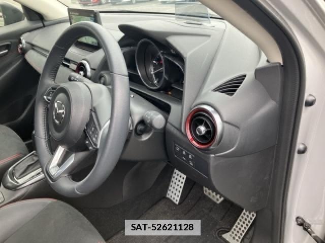 Mazda MAZDA2 2023-05 7811205-3
