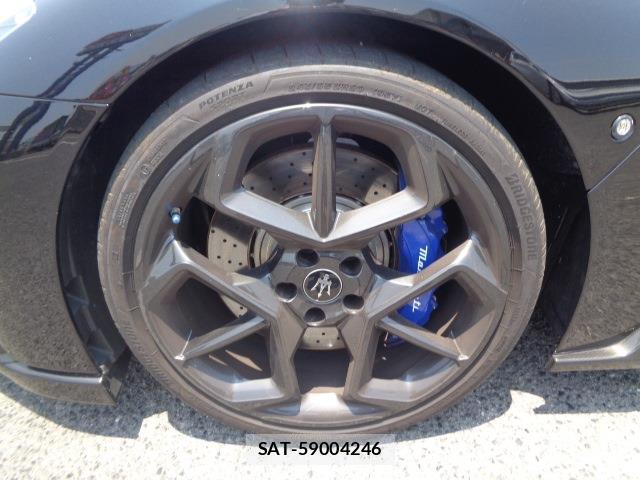 Maserati MC20 2022-06 7802936-13