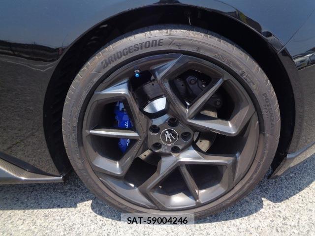 Maserati MC20 2022-06 7802936-19