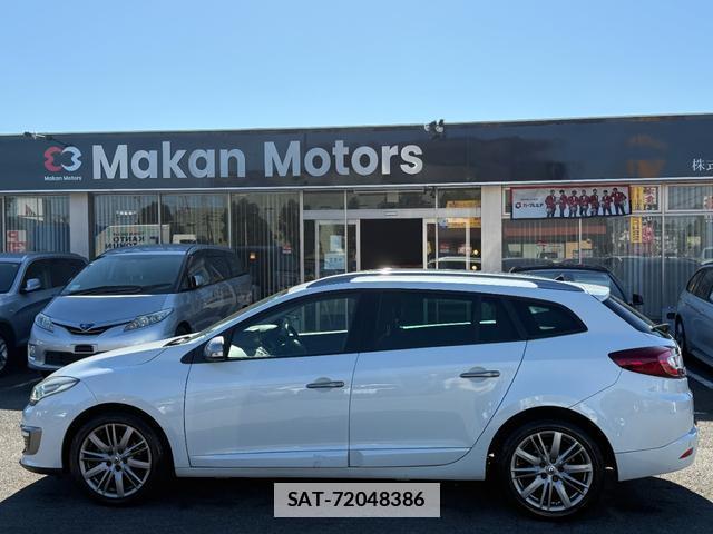 Renault MEGANE ESTATE 2017-03 7808756-8