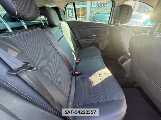 Renault MEGANE ESTATE 2013-12 7808759-6