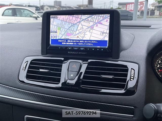Renault MEGANE 2012-09 7798248-4
