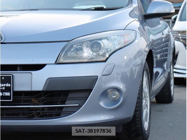 Renault MEGANE 2012-12 7808677-12