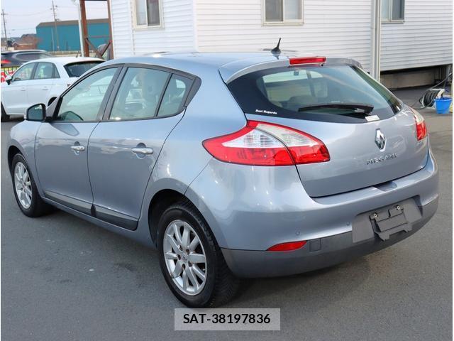 Renault MEGANE 2012-12 7808677-6