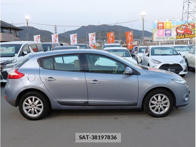 Renault MEGANE 2012-12 7808677-9