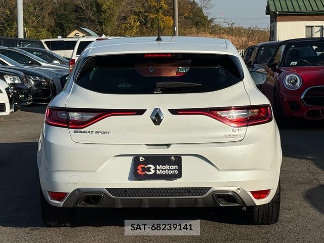 Renault MEGANE 2018-11 7808772-10