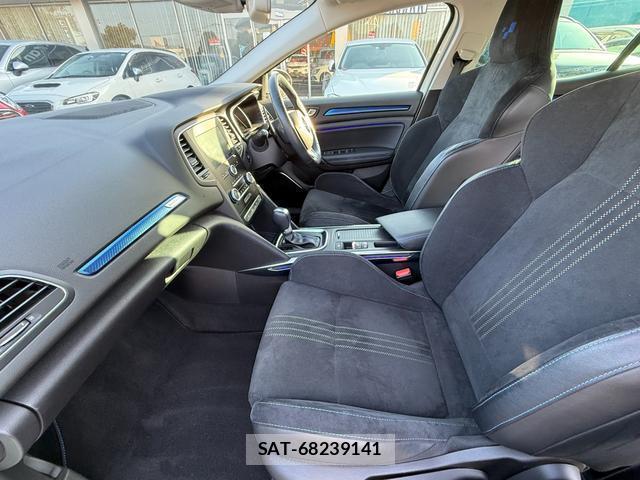Renault MEGANE 2018-11 7808772-16